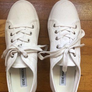 Steve Madden Emmi White Sneaker, Size 9.5